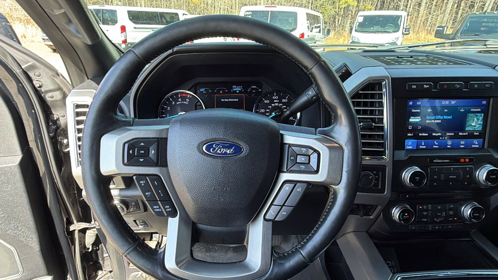 Used 2017 Ford F250 Platinum w/ Platinum Ultimate Package image 25