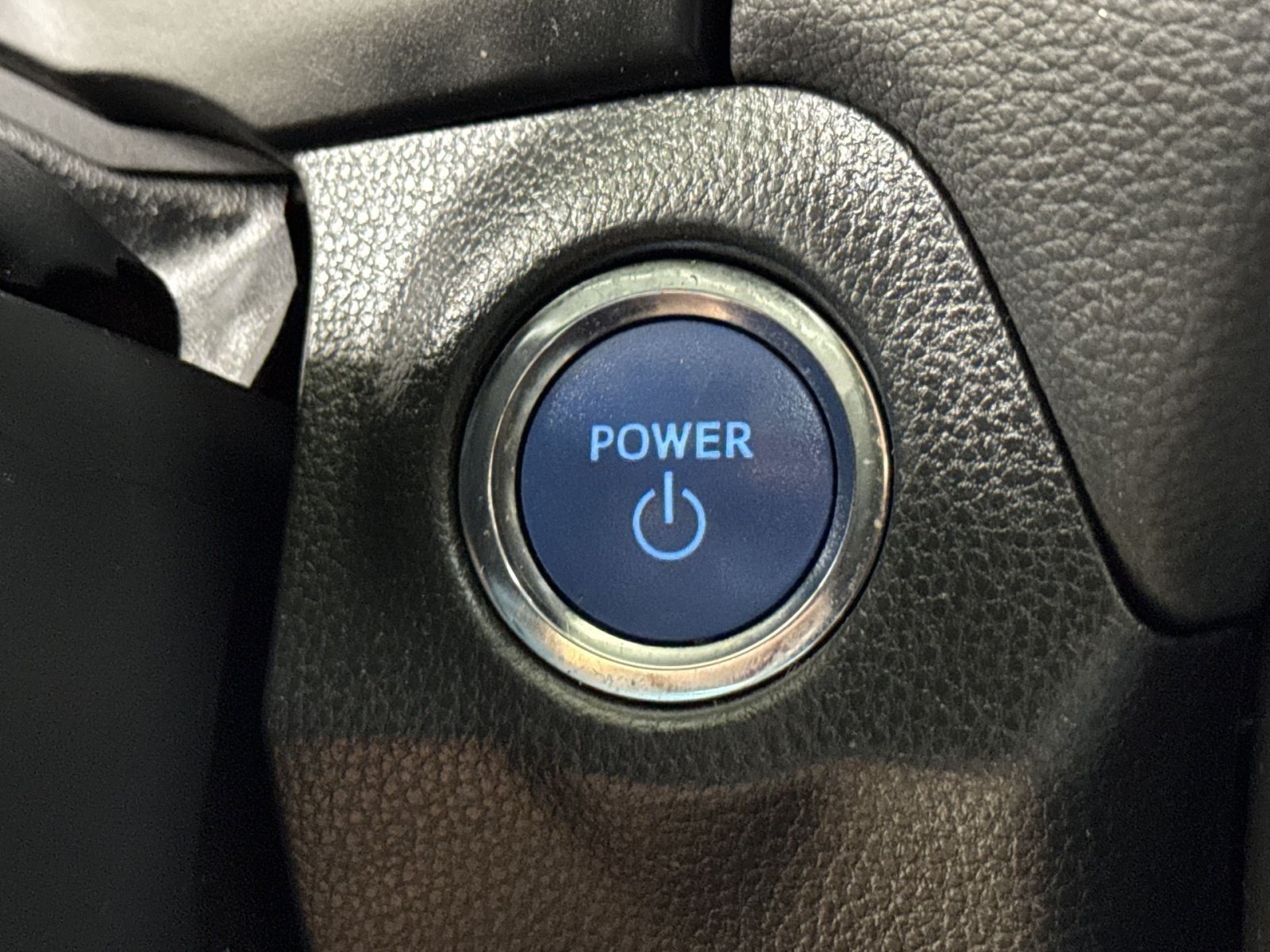 Used 2021 Toyota RAV4 XLE Premium AWD/4WD image 43