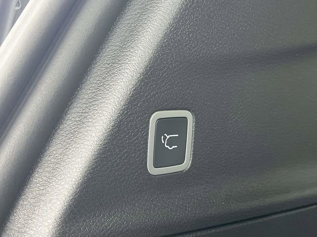 New 2026 Chrysler Pacifica Limited image 18