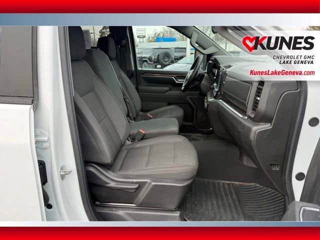 Used 2025 Chevrolet Silverado 2500 LT w/ Convenience Package AWD/4WD image 17