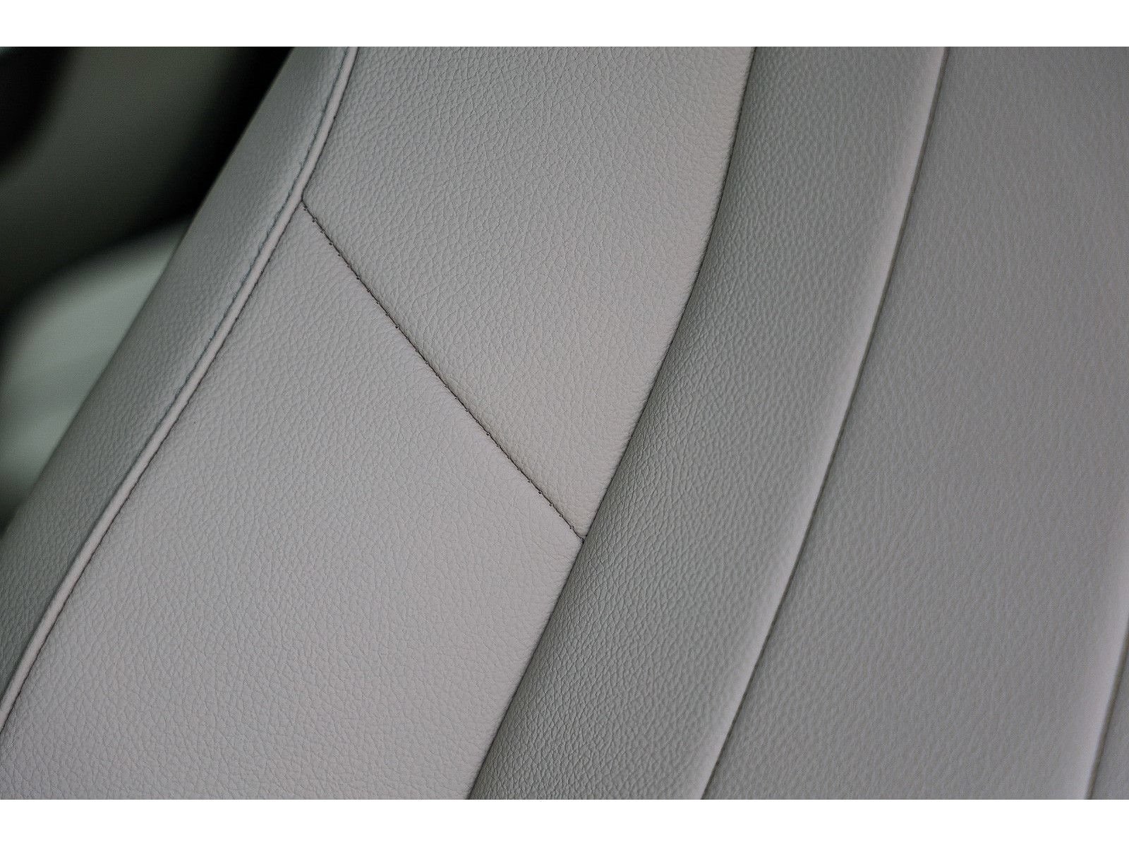 New 2025 Mercedes-Benz CLA 250 4MATIC image 25
