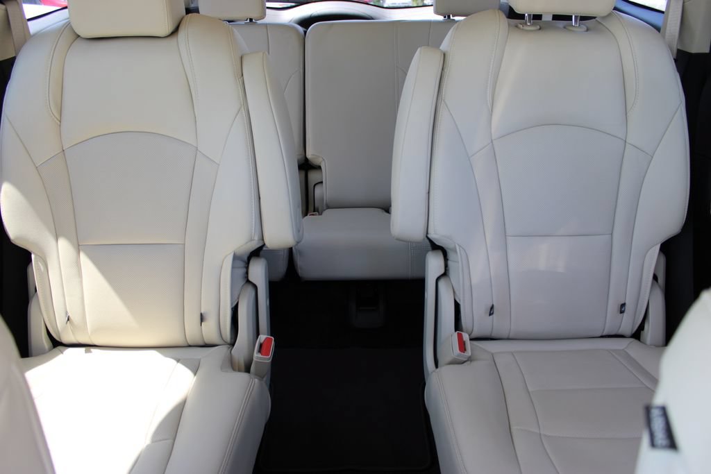 Certified 2023 Buick Enclave Essence w/ Experience Buick Package AWD/4WD image 36