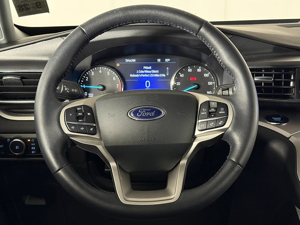 Used 2023 Ford Explorer XLT w/ Equipment Group 202A AWD/4WD image 36