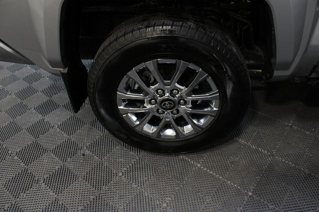 Used 2024 Toyota Tacoma Limited image 23