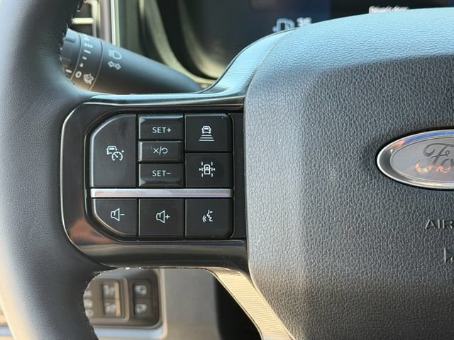Used 2026 Ford F350 Platinum AWD/4WD image 12
