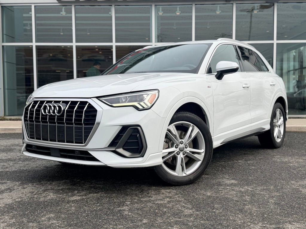 Used 2020 Audi Q3 2.0T Premium Plus image 2