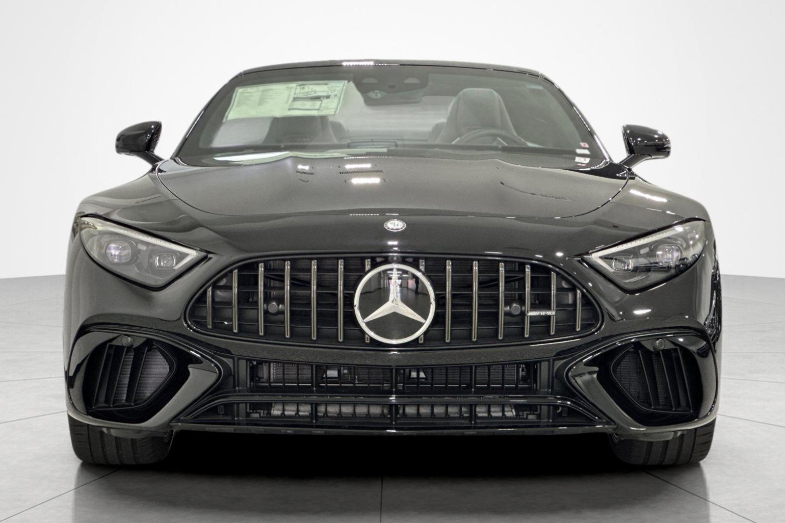 New 2025 Mercedes-Benz SL 63 AMG 4MATIC image 8