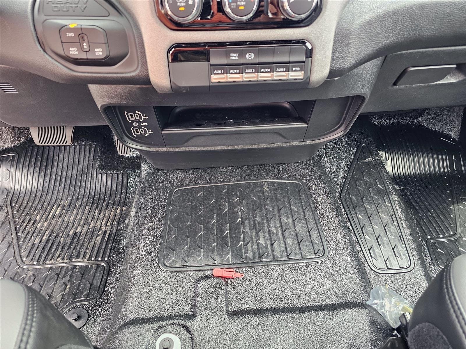 New 2026 RAM 4500 Tradesman w/ Chrome Appearance Group AWD/4WD image 27