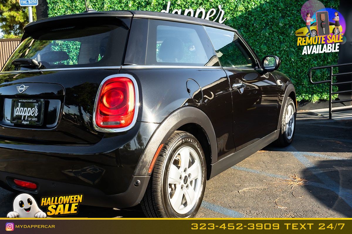 Used 2020 MINI Cooper 2-Door Hardtop FWD image 7