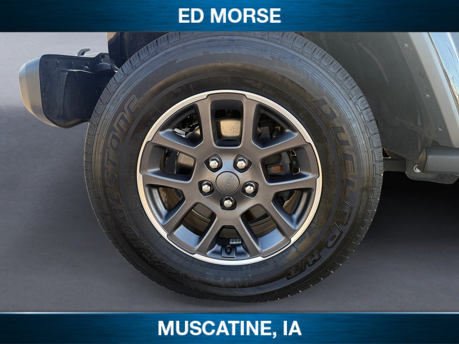 Used 2020 Jeep Gladiator Overland AWD/4WD image 14