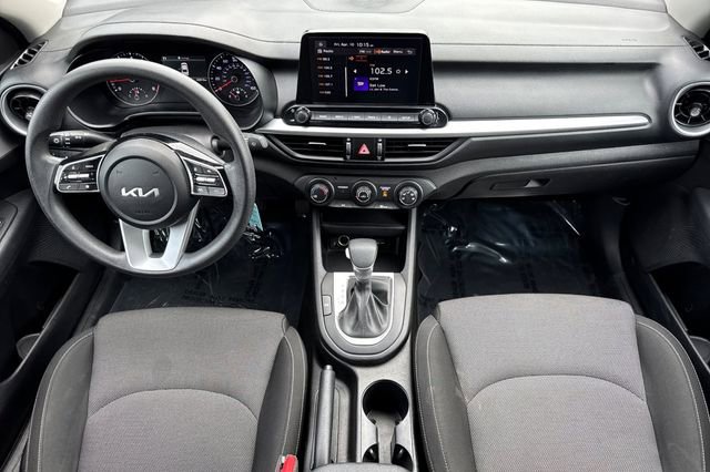 Used 2023 Kia Forte LXS w/ LXS Technology Package FWD image 15