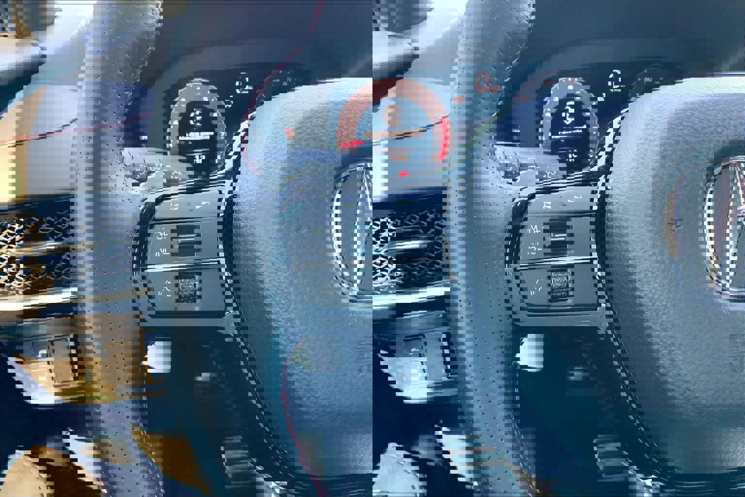 Certified 2025 Acura ADX A-Spec image 22