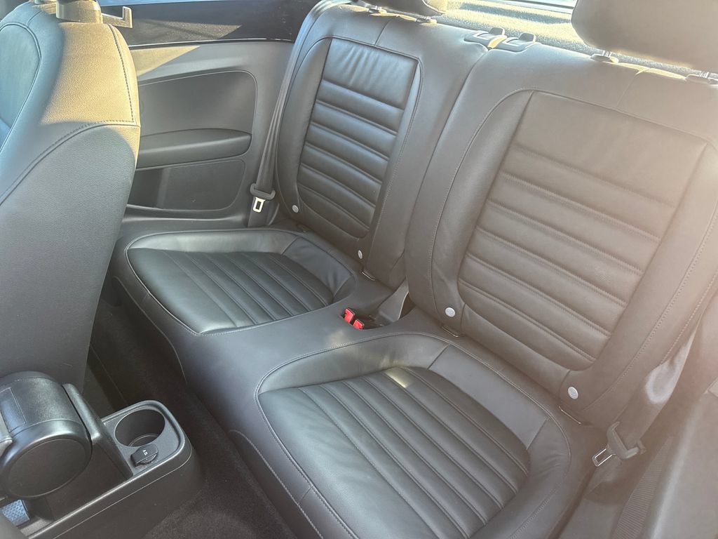 Used 2016 Volkswagen Beetle R-Line SE FWD image 25
