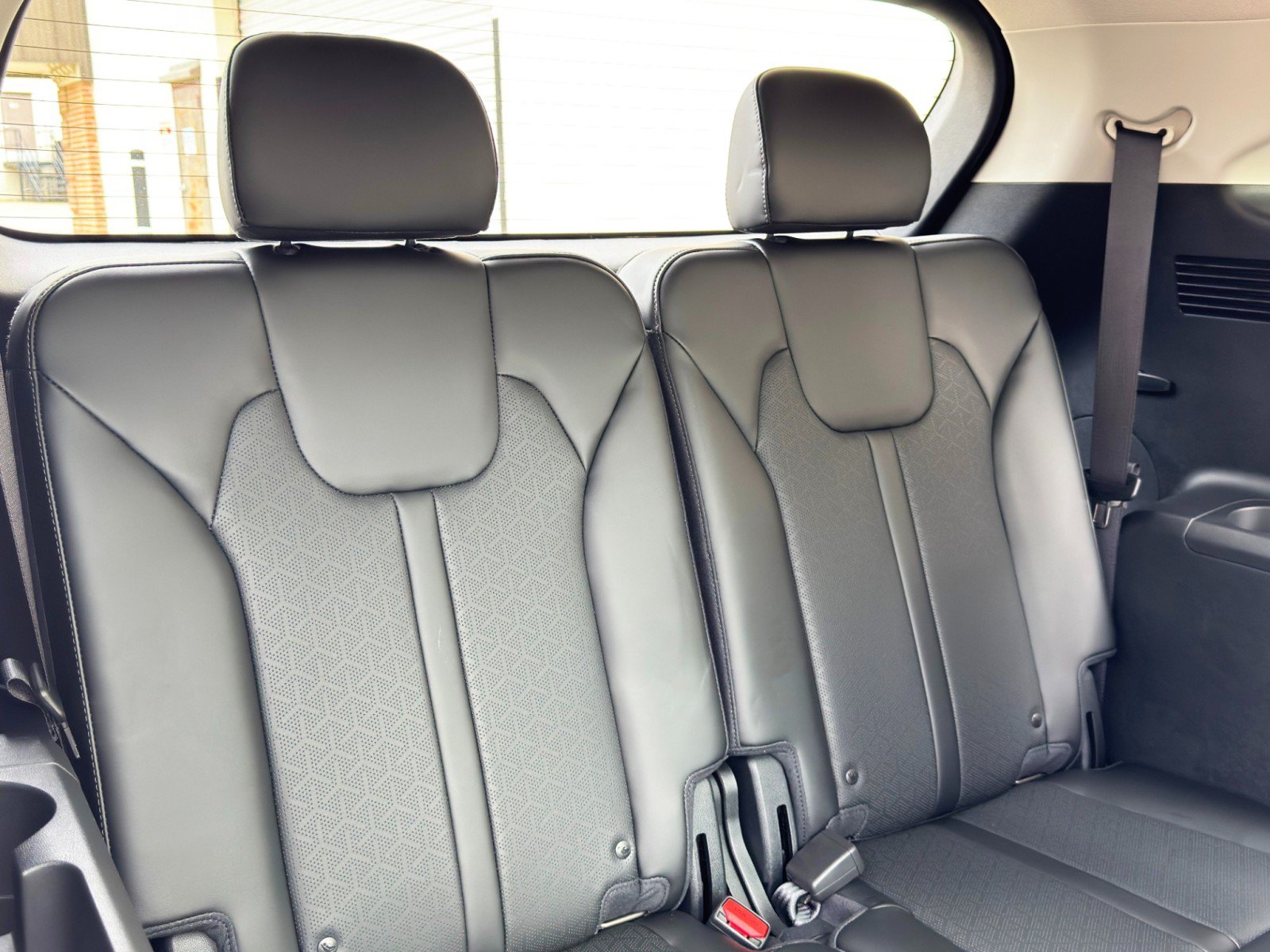 Used 2023 Kia Sorento SX AWD/4WD image 40