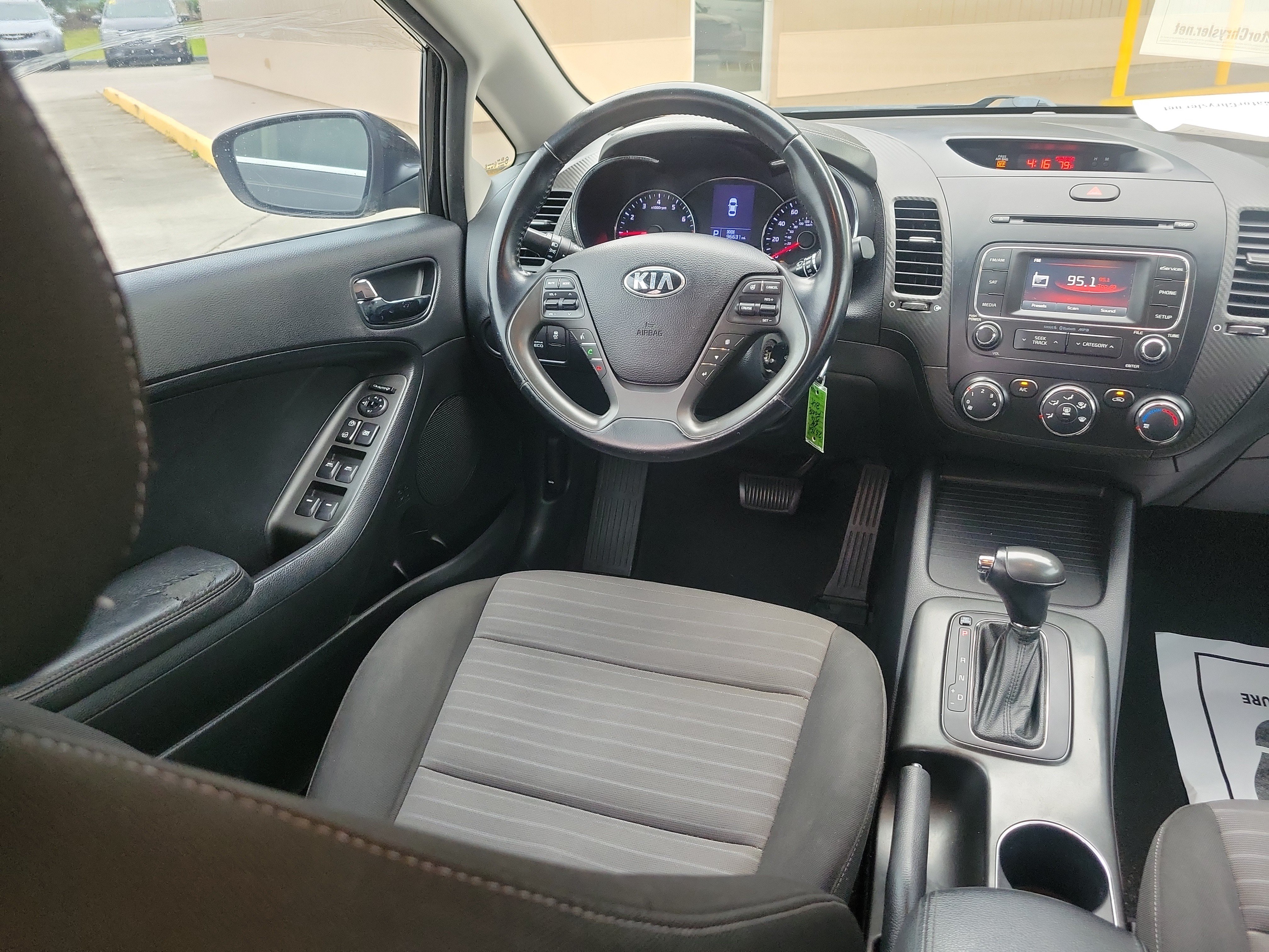 Used 2014 Kia Forte EX FWD image 12