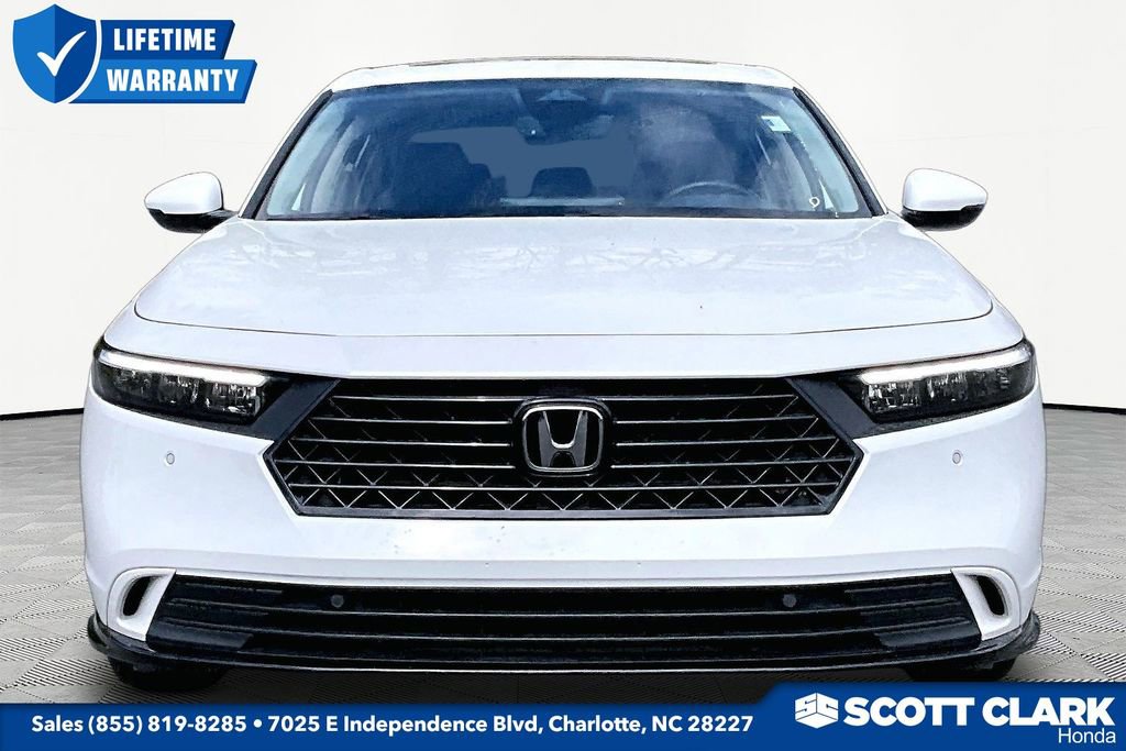 Used 2025 Honda Accord EX-L image 2