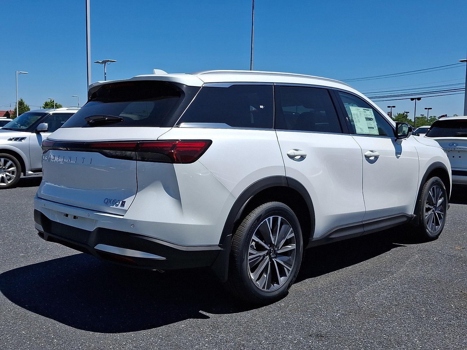 New 2027 INFINITI QX60 Luxe w/ Cargo Package AWD/4WD image 4