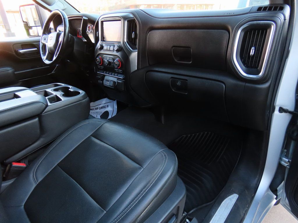 Used 2022 Chevrolet Silverado 2500 LTZ image 11