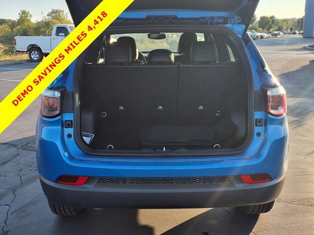 New 2026 Jeep Compass Latitude image 20