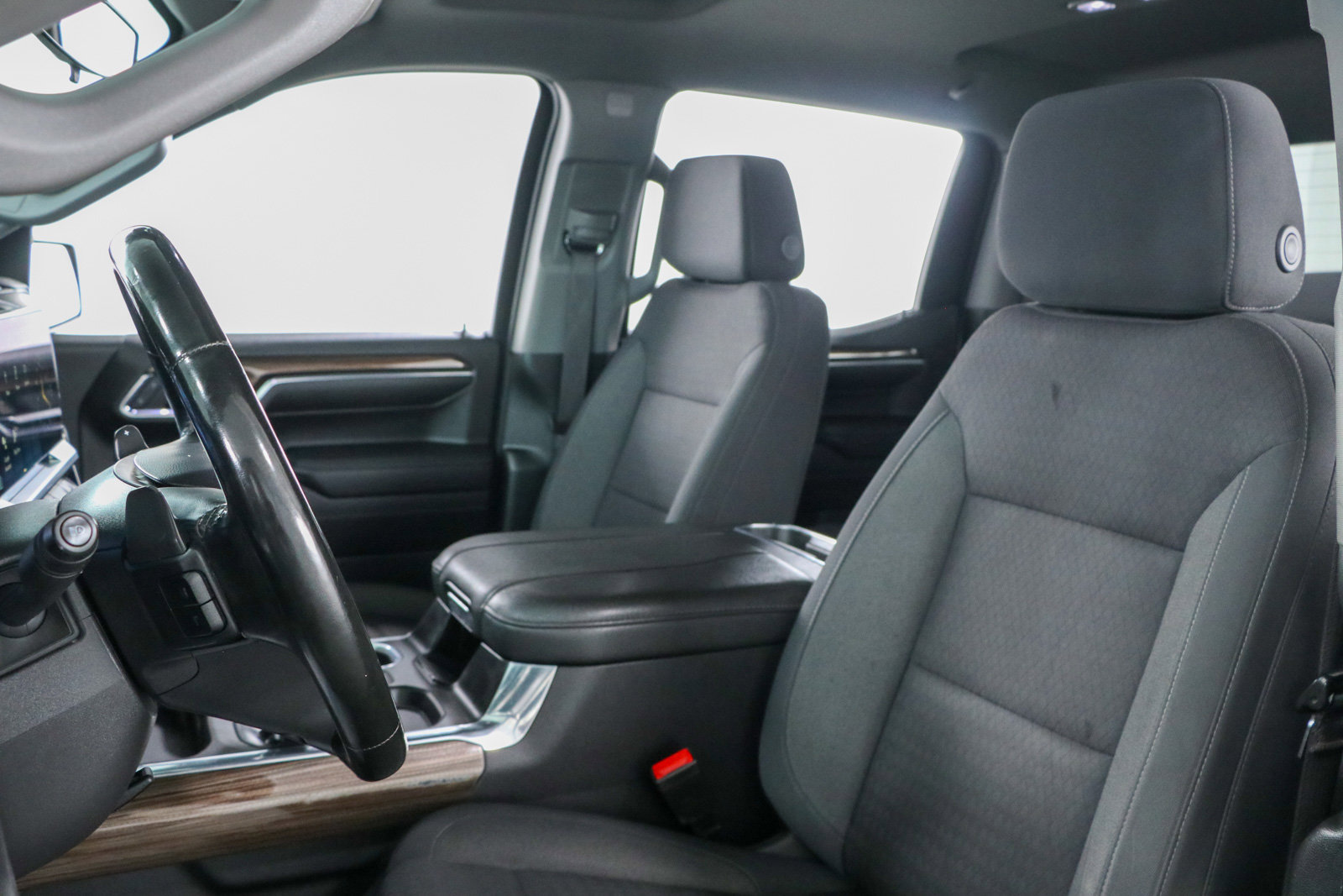 Used 2023 Chevrolet Silverado 1500 LT Trail Boss w/ Protection Package image 26