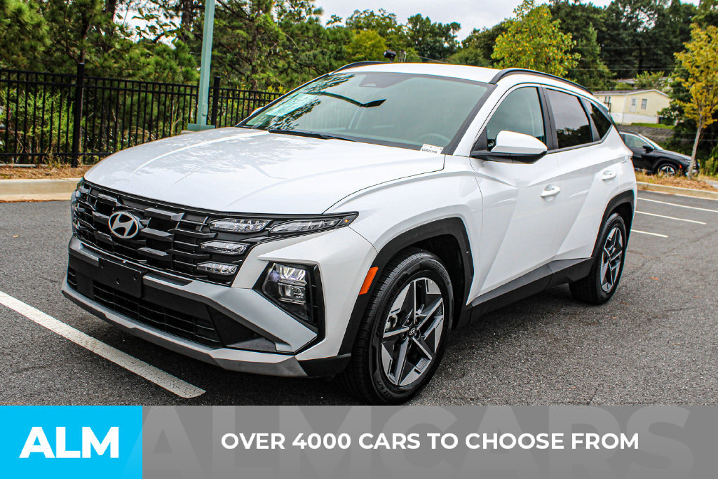 Used 2025 Hyundai Tucson SEL FWD image 2