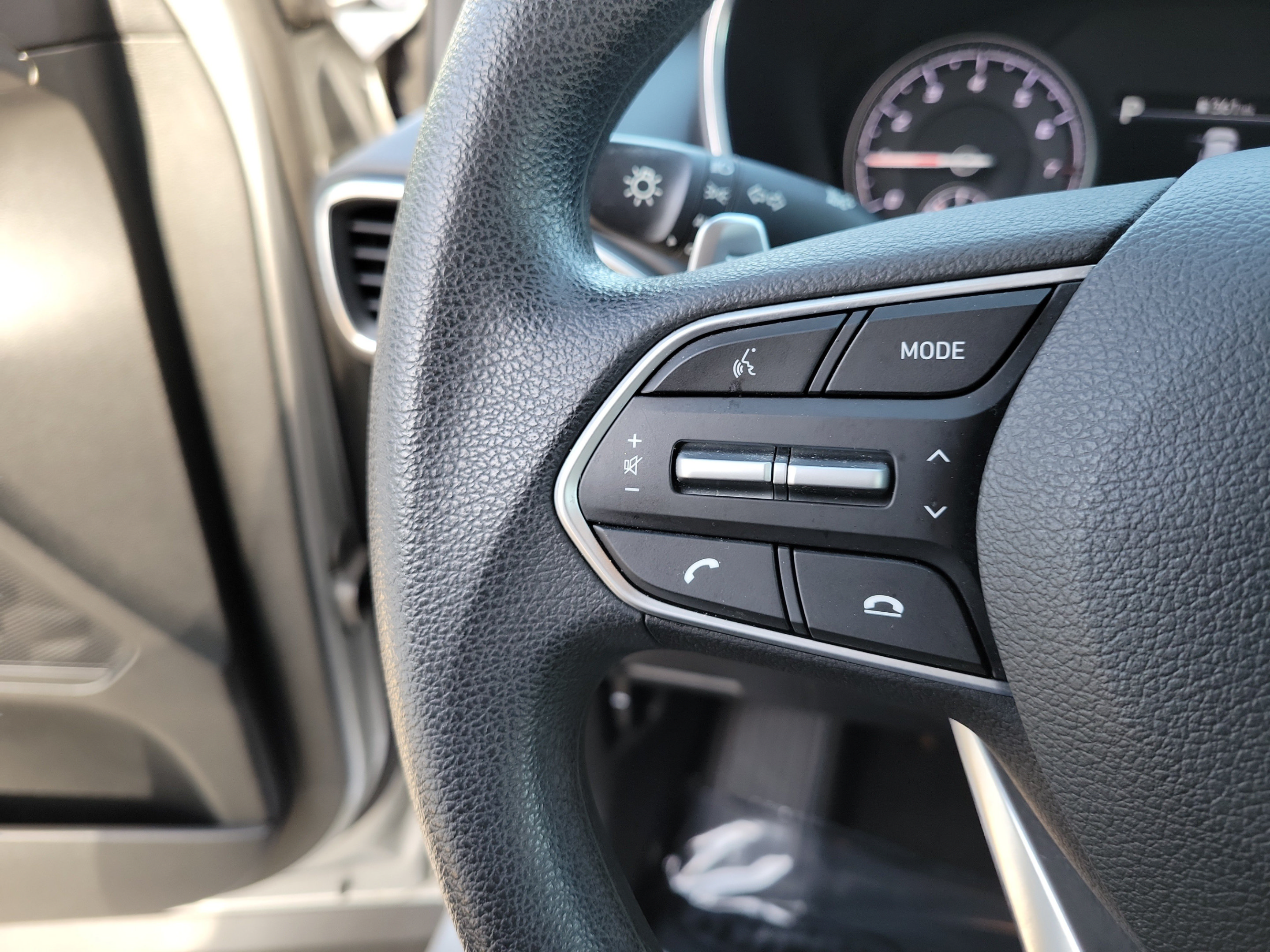 Used 2022 Hyundai Santa Fe SEL w/ Cargo Package FWD image 24