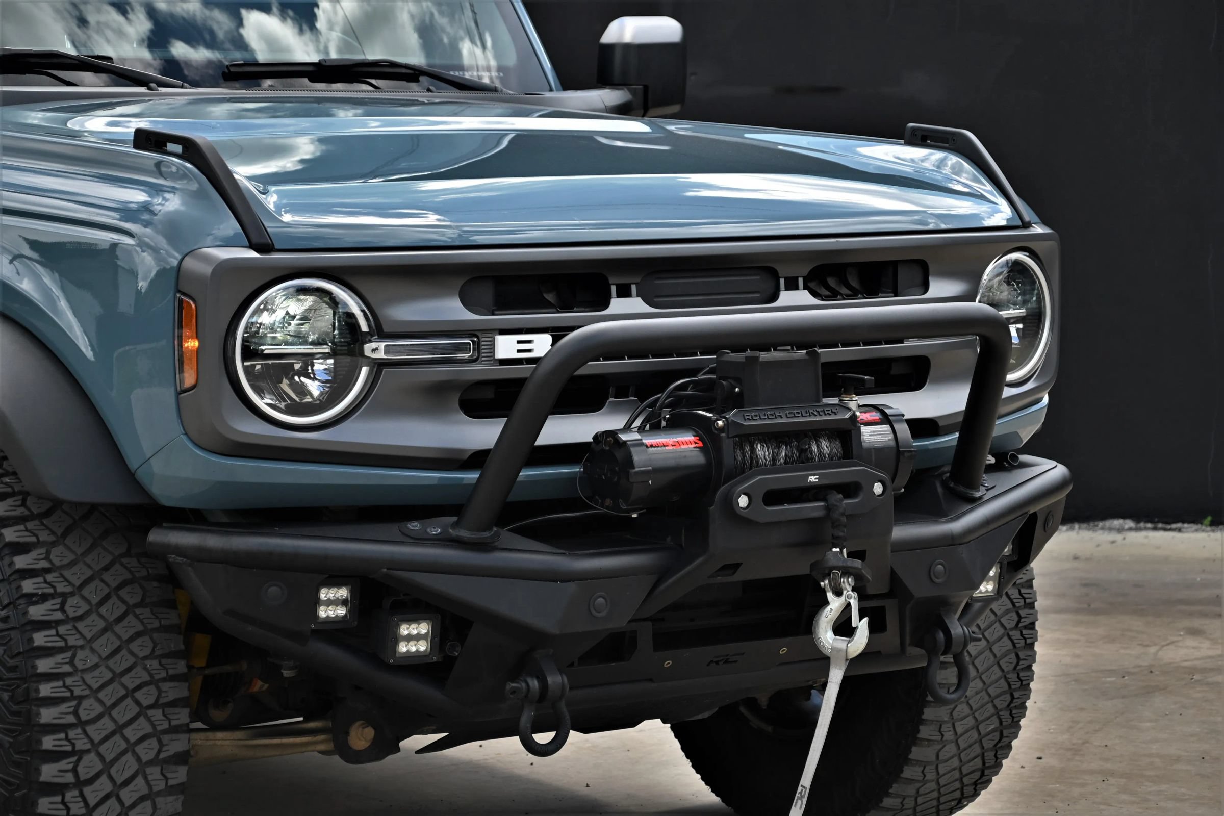 Used 2023 Ford Bronco Big Bend w/ Sasquatch Package AWD/4WD image 11