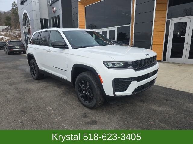 New 2026 Jeep Grand Cherokee Laredo image 1