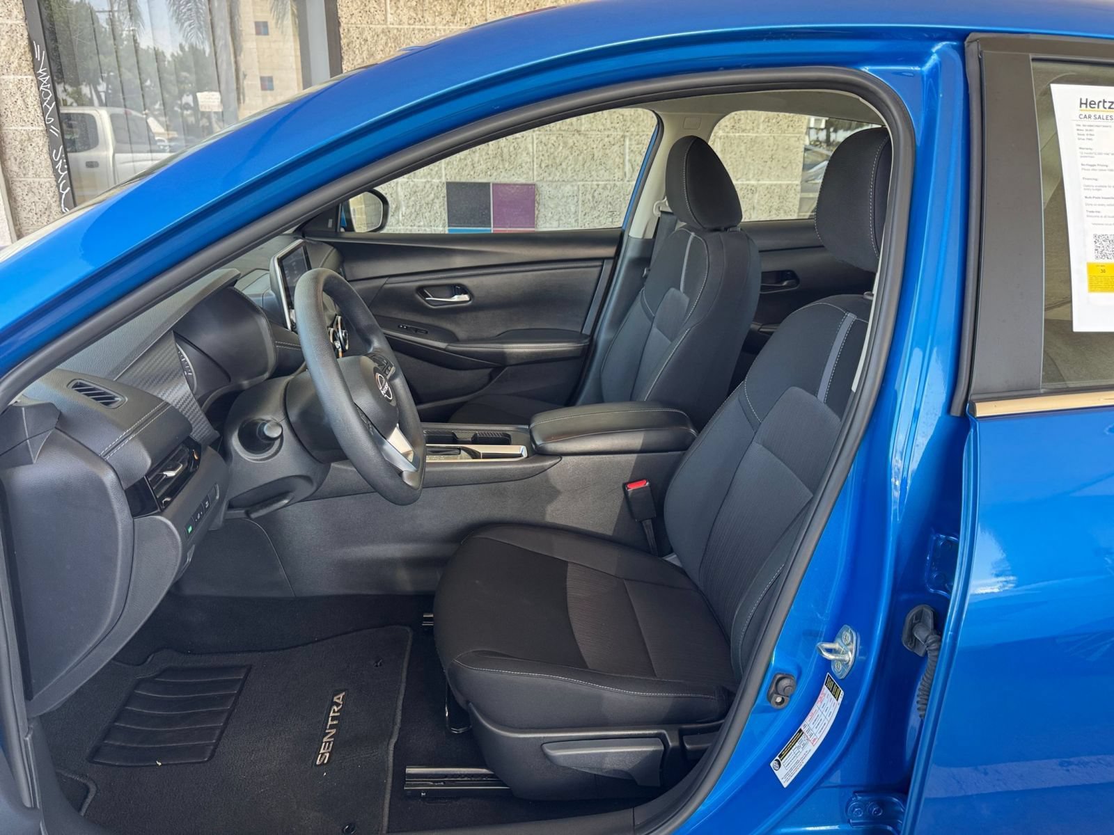 Used 2025 Nissan Sentra SV FWD image 25
