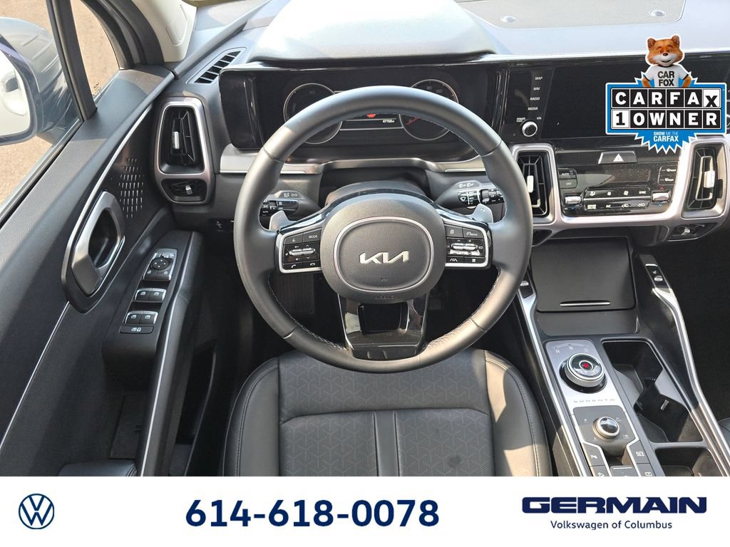 Used 2024 Kia Sorento EX w/ Panoramic Sunroof Package AWD/4WD image 18