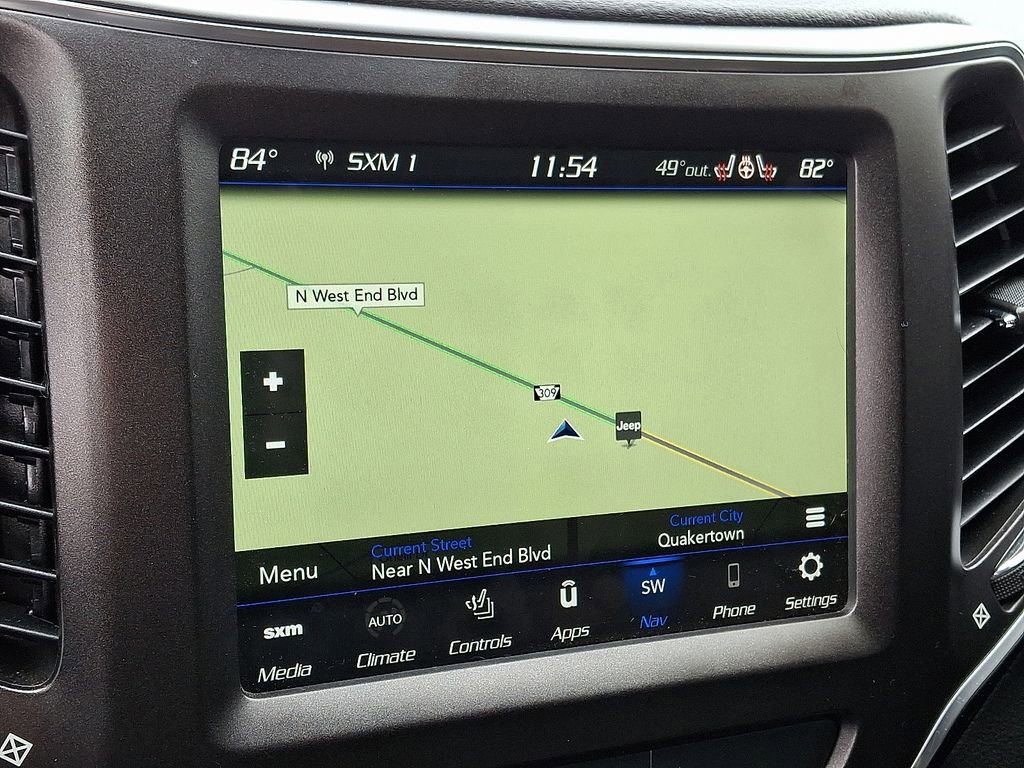 Used 2020 Jeep Cherokee Trailhawk w/ Cold Weather Group image 17
