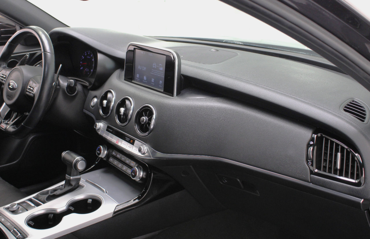 Used 2021 Kia Stinger GT image 43