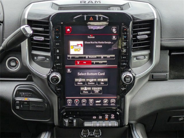 Used 2021 RAM 2500 Laramie w/ Night Edition image 12