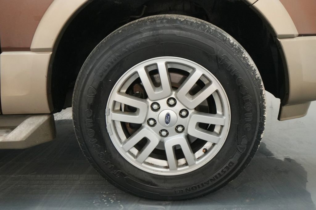 Used 2012 Ford Expedition EL XLT image 17