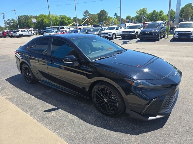 Used 2025 Toyota Camry SE w/ Multimedia Upgrade Package FWD image 7