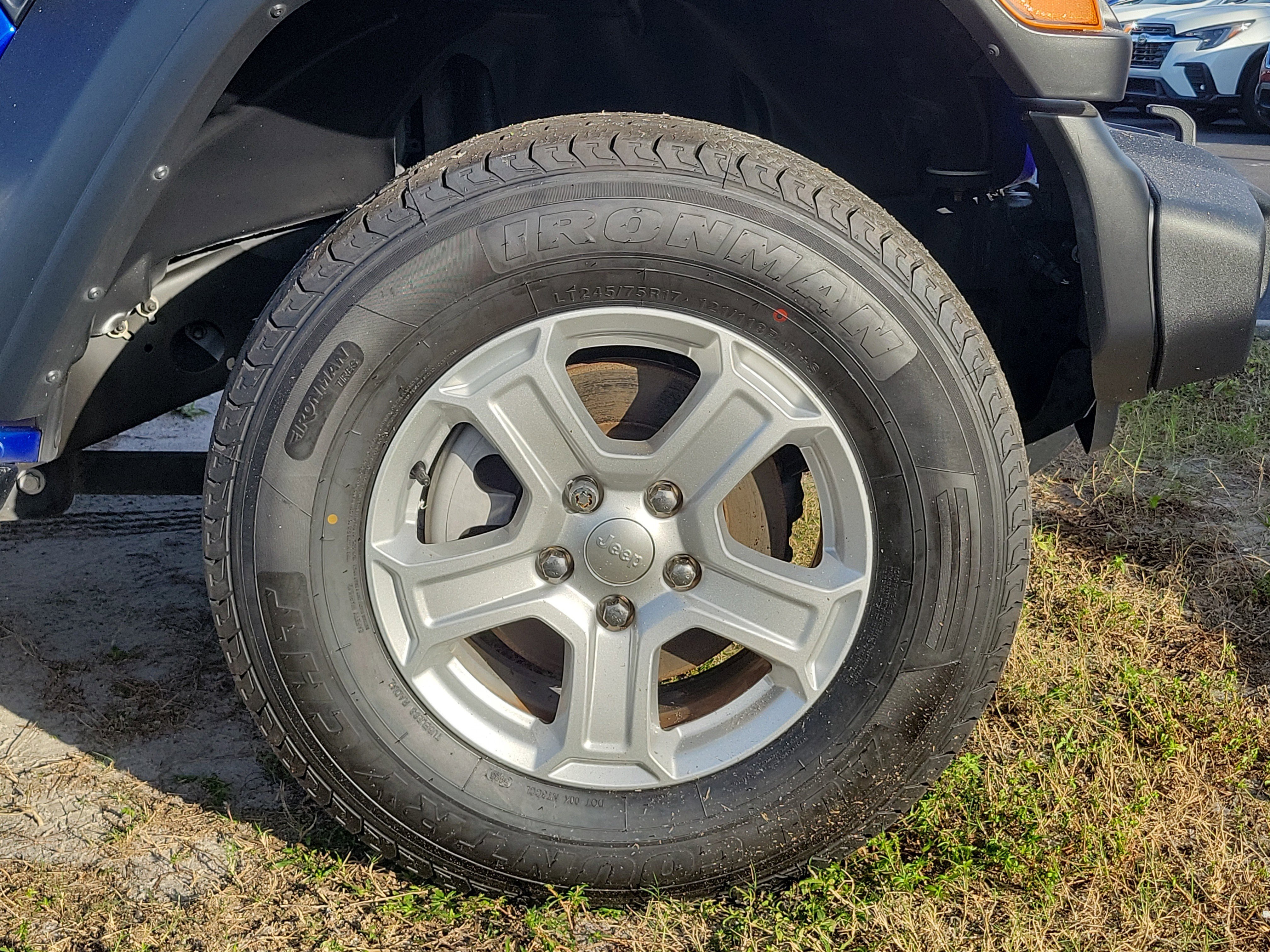 Used 2020 Jeep Wrangler Sport image 7