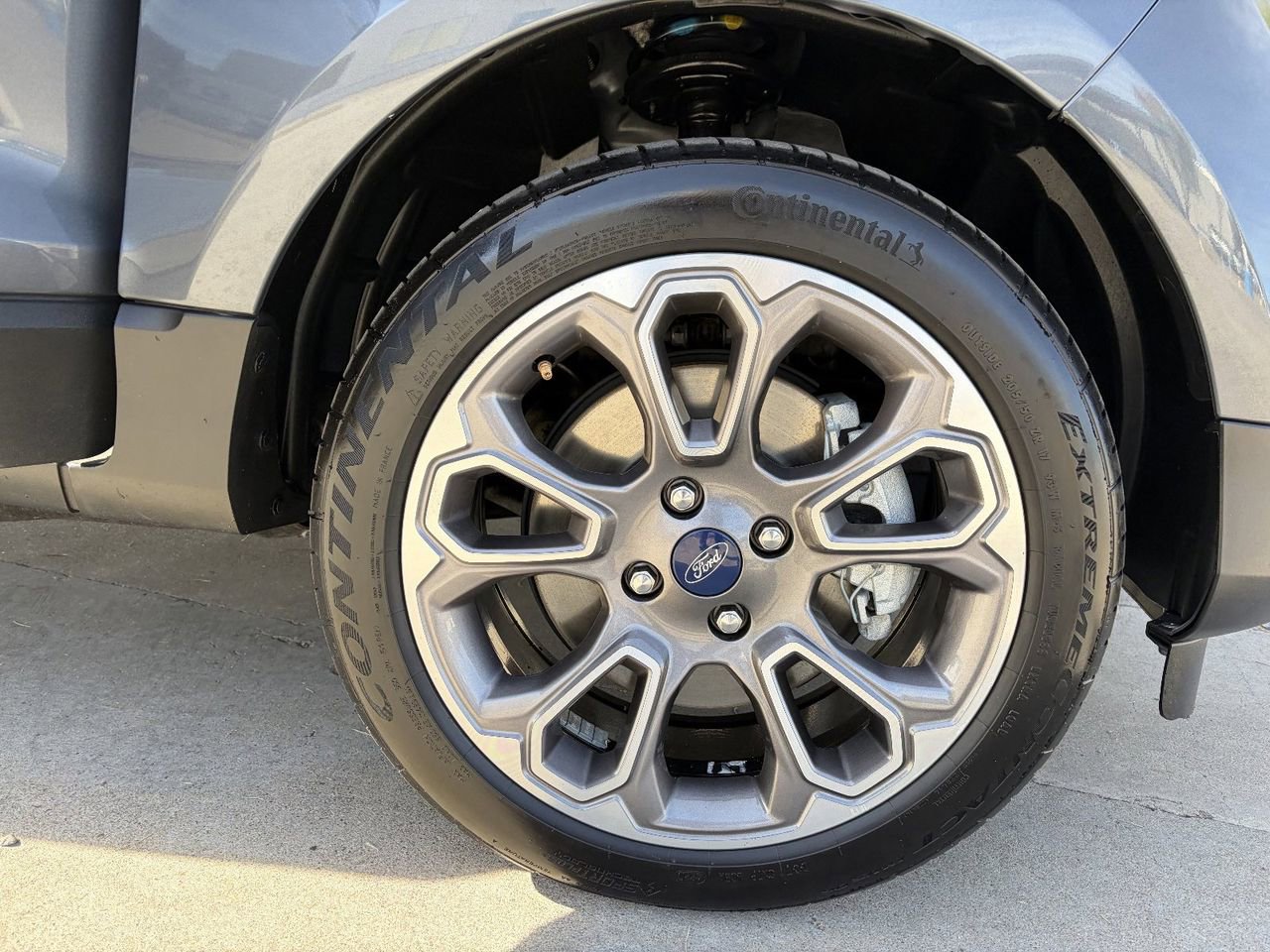 Used 2019 Ford EcoSport Titanium FWD image 7