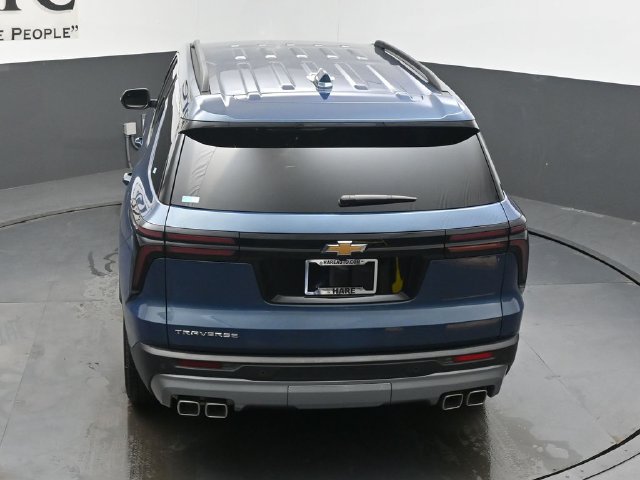 Used 2025 Chevrolet Traverse LT FWD image 64
