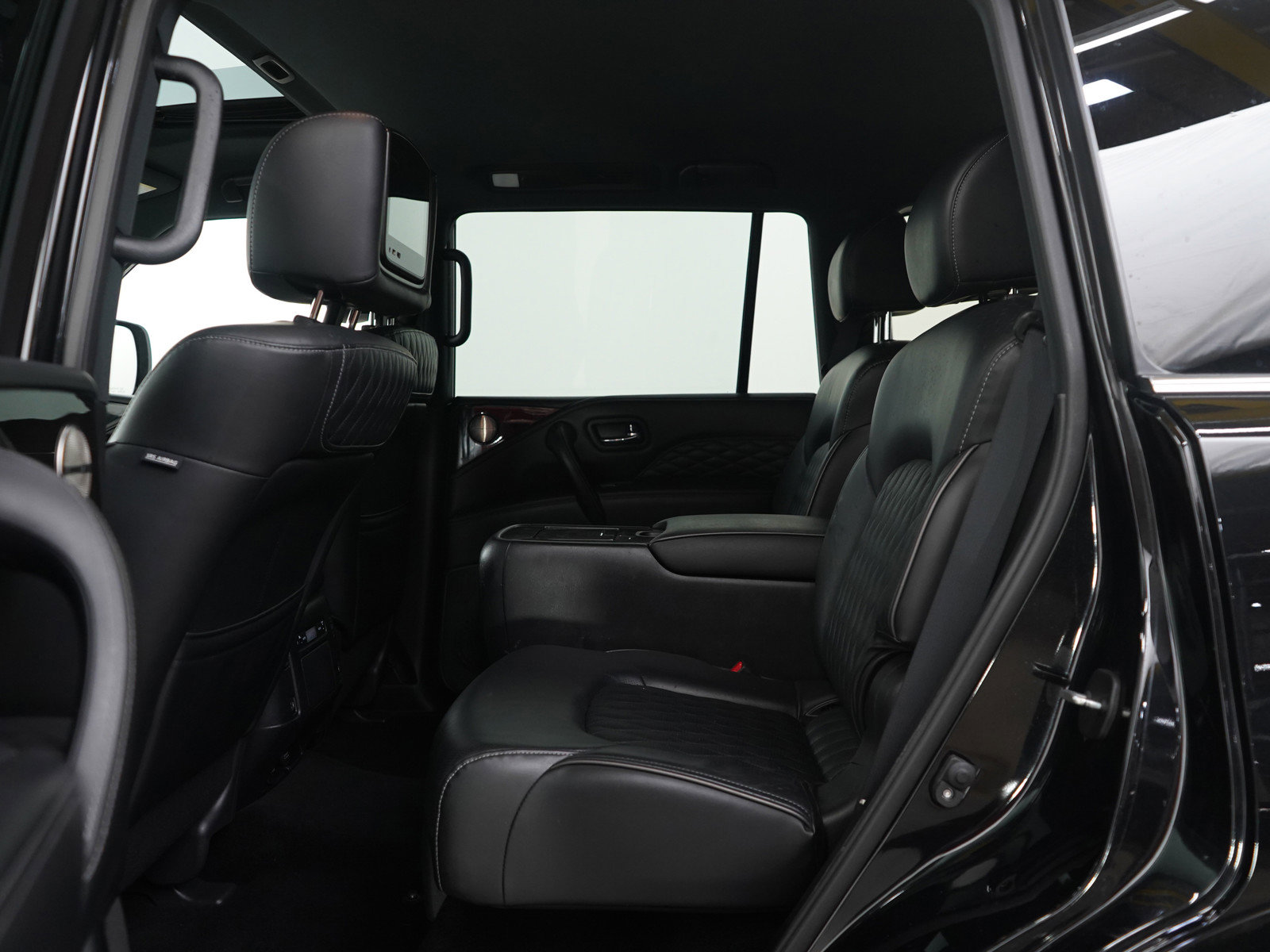 Used 2024 INFINITI QX80 Premium Select image 23