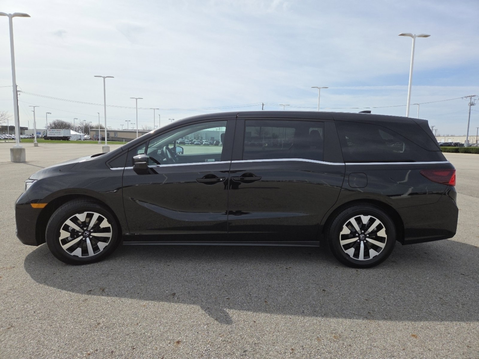 Used 2026 Honda Odyssey EX-L image 14