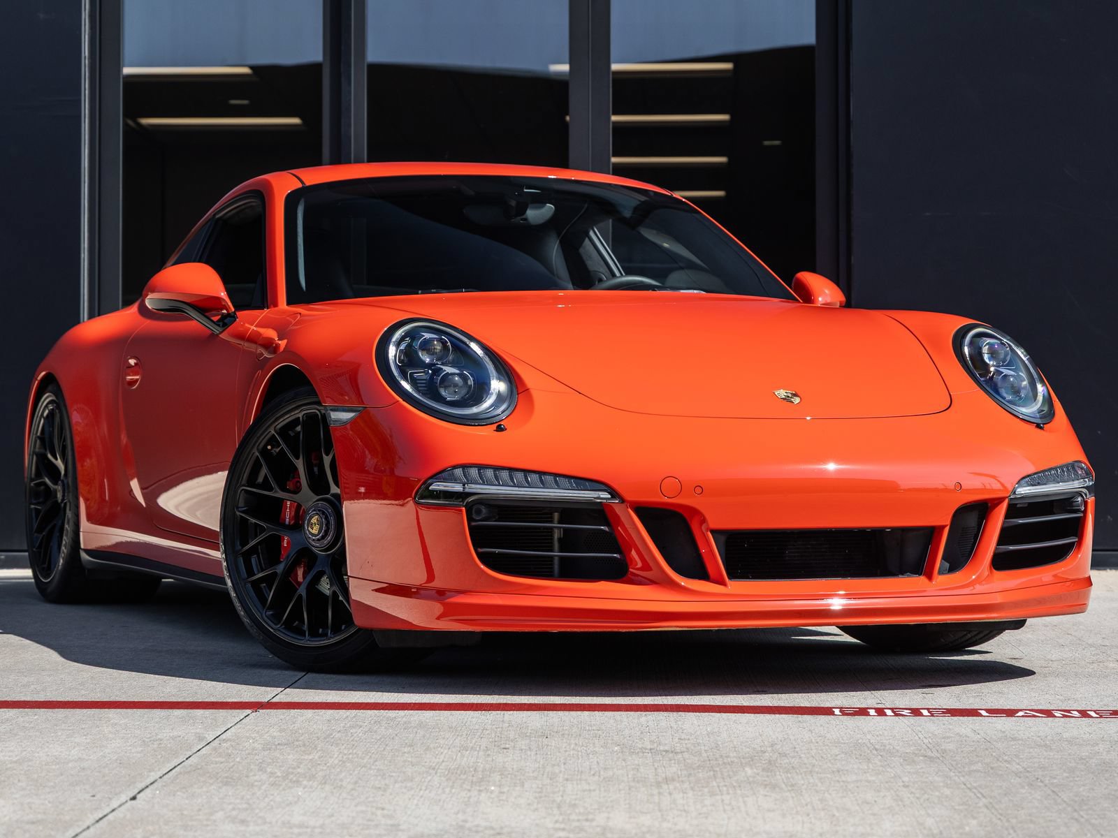 Certified 2016 Porsche 911 Carrera GTS RWD image 6