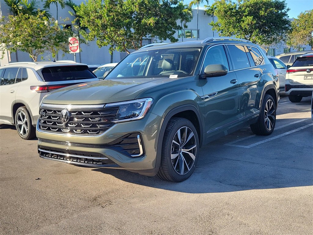 New 2026 Volkswagen Atlas SEL Premium R-Line image 3