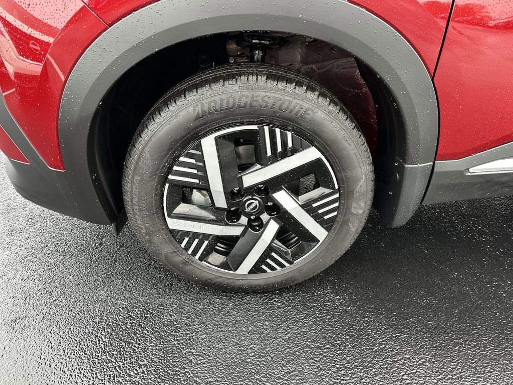 New 2026 Nissan Kicks SV image 10