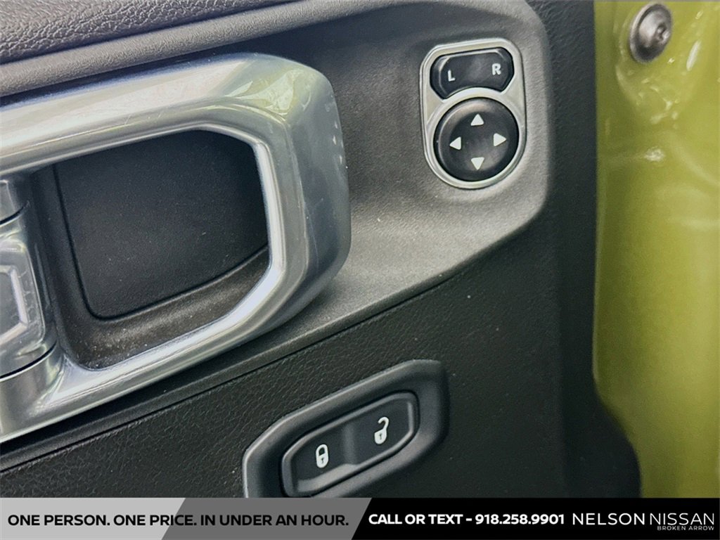 Used 2024 Jeep Wrangler Sport S image 17