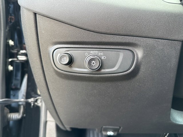 Used 2024 Chevrolet Equinox LT image 34
