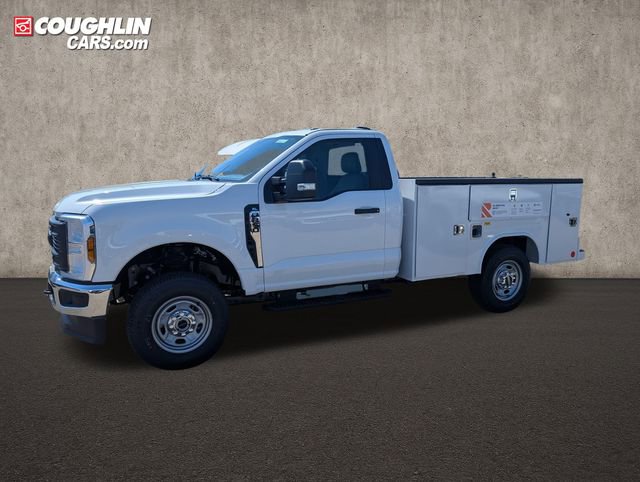 New 2026 Ford F250 XL w/ XL Chrome Package image 5