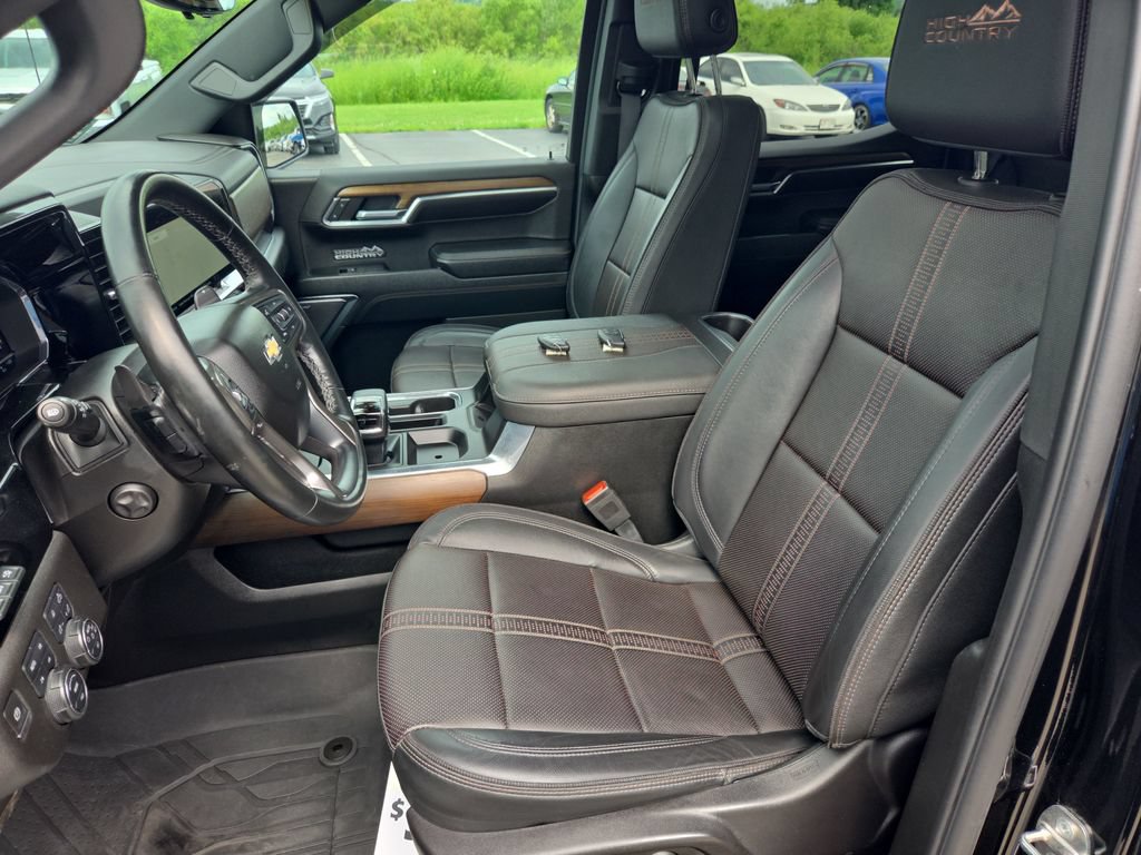 Certified 2024 Chevrolet Silverado 1500 High Country w/ High Country Premium Package AWD/4WD image 27