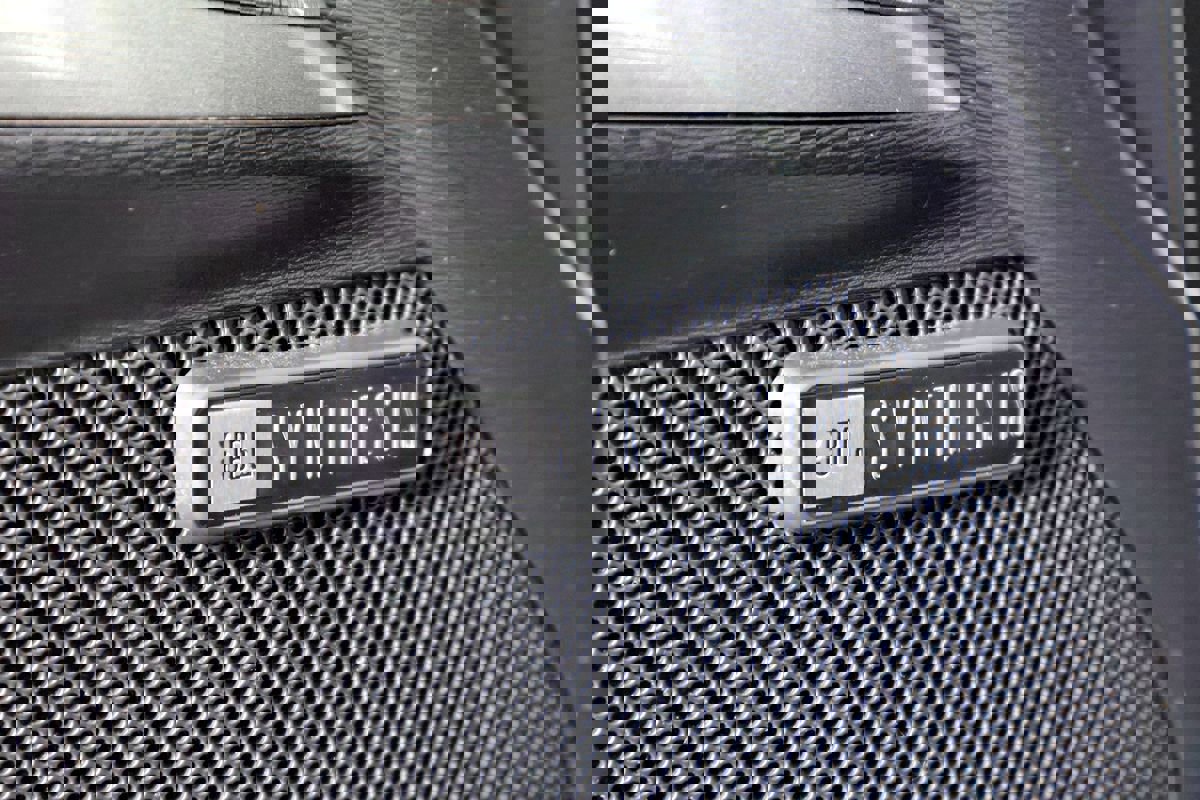 Used 2015 Toyota Venza XLE w/ XLE Premium Package image 21