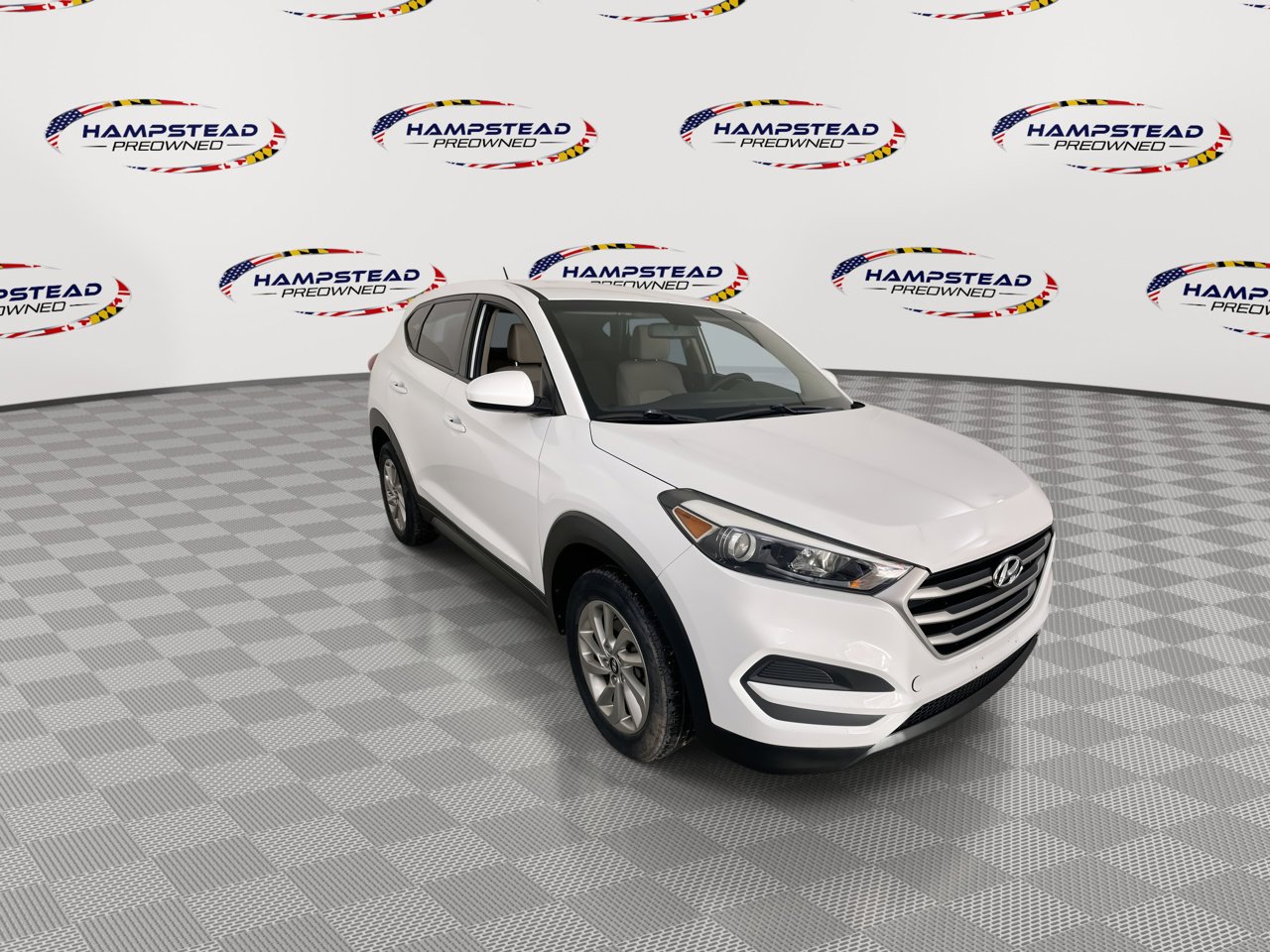 Used 2018 Hyundai Tucson SE w/ Cargo Package image 2