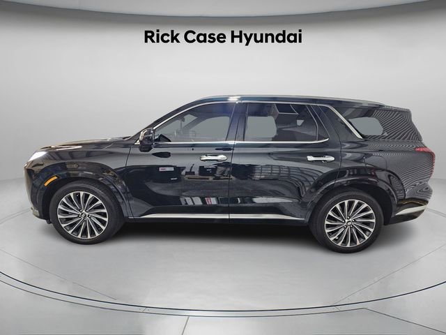 Used 2024 Hyundai Palisade Calligraphy image 3
